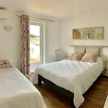 Logis Cigaloise 2*