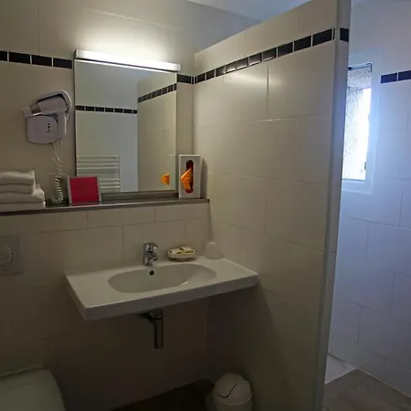 Hotel Logis Cigaloise